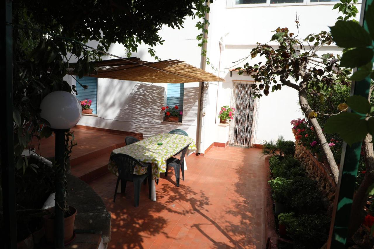 Villa Casa Elvira Terrasini Esterno foto